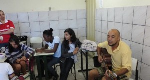 Santo Agostinho e a parceria com o cantor e compositor Toni Ribeiro